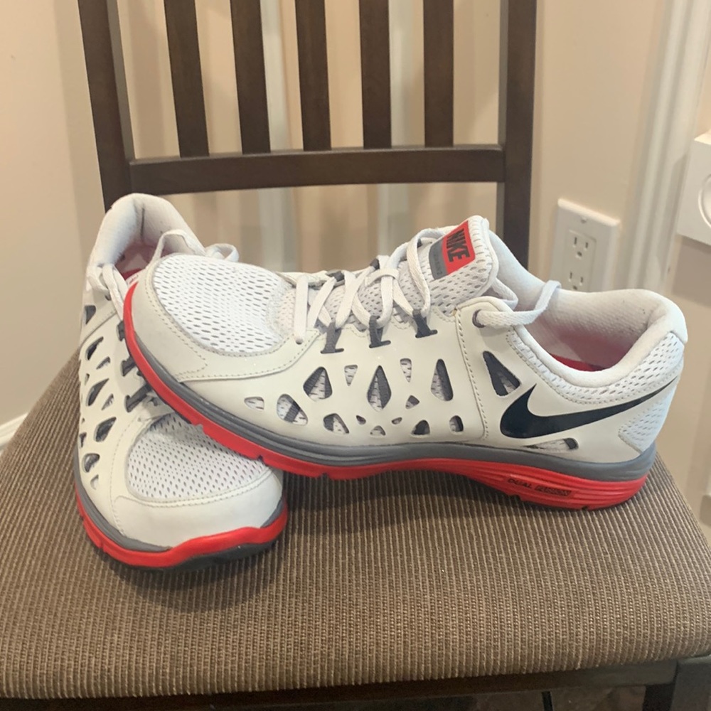 Men’s Nike sneakers